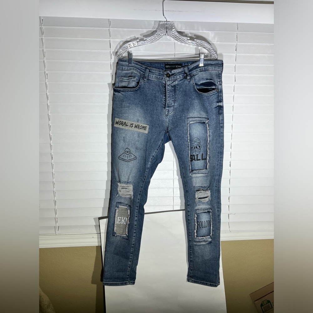 2Y DNM jeans Mens Size 36 Button Fly Denim Stretch